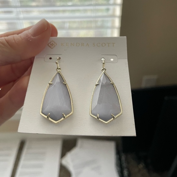 Kendra Scott Carla  in gold and slate cats eye dripp earrings - Picture 2 of 7